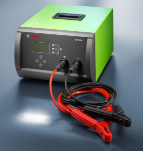 Мощное интеллектуальное зарядное устройство BAT 490