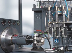 Комплект дооснащения CRI 846 для проверки инжекторов Common Rail c дополнительными принадлежностями для проверки инжекторов легковых автомобилей.